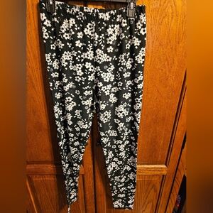Floral Black and White Leggings
